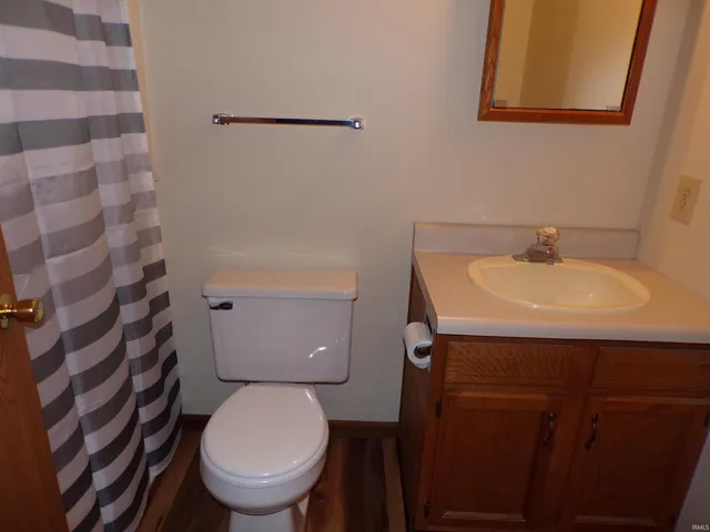 $1,300 | 7623 South 750 East, Bluffton, IN 46714