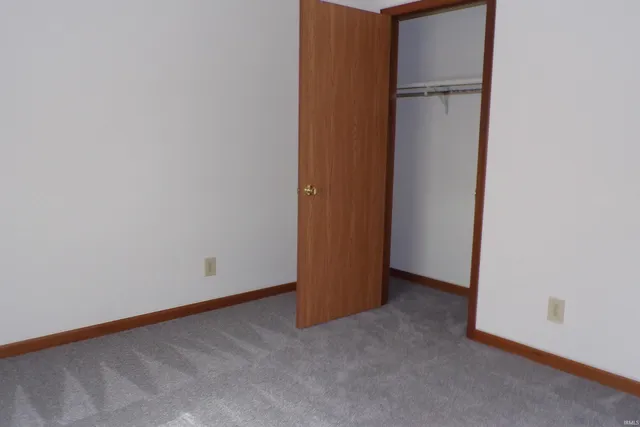 $1,300 | 7623 South 750 East, Bluffton, IN 46714