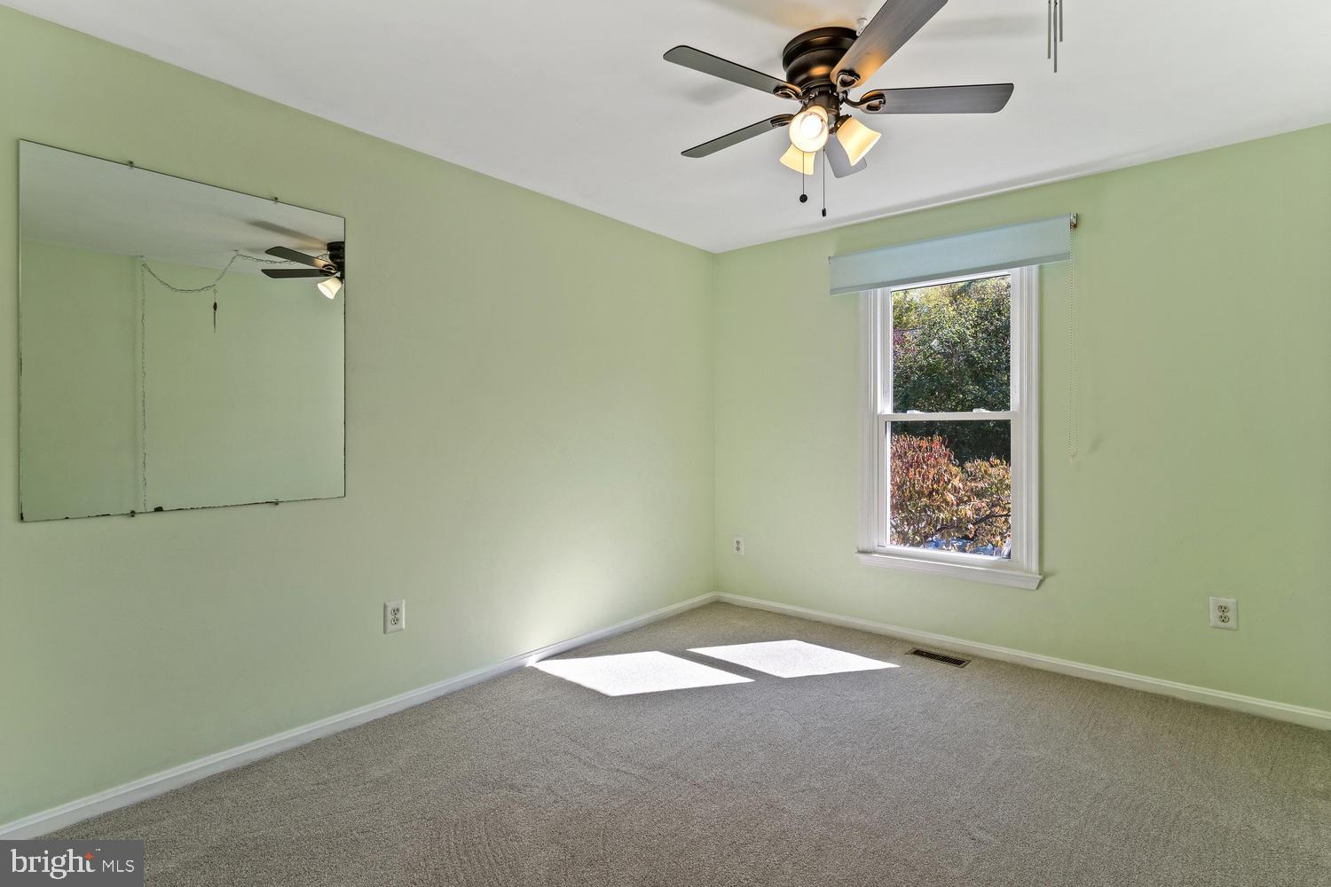 112 Finale Terrace Silver Spring, MD 20901 - Photo 16 of 33 Bedroom 2