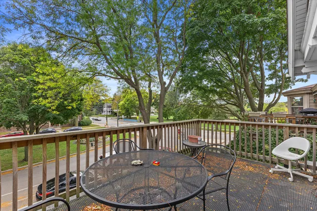 $535,000 | 1806 East Newberry Boulevard, Unit 1808, Milwaukee, WI 53211