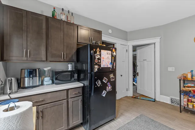 $535,000 | 1806 East Newberry Boulevard, Unit 1808, Milwaukee, WI 53211