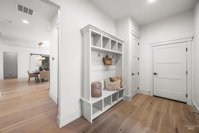 $1,699,777 | 10968 North Elk Ridge Place, Boise, ID 83714