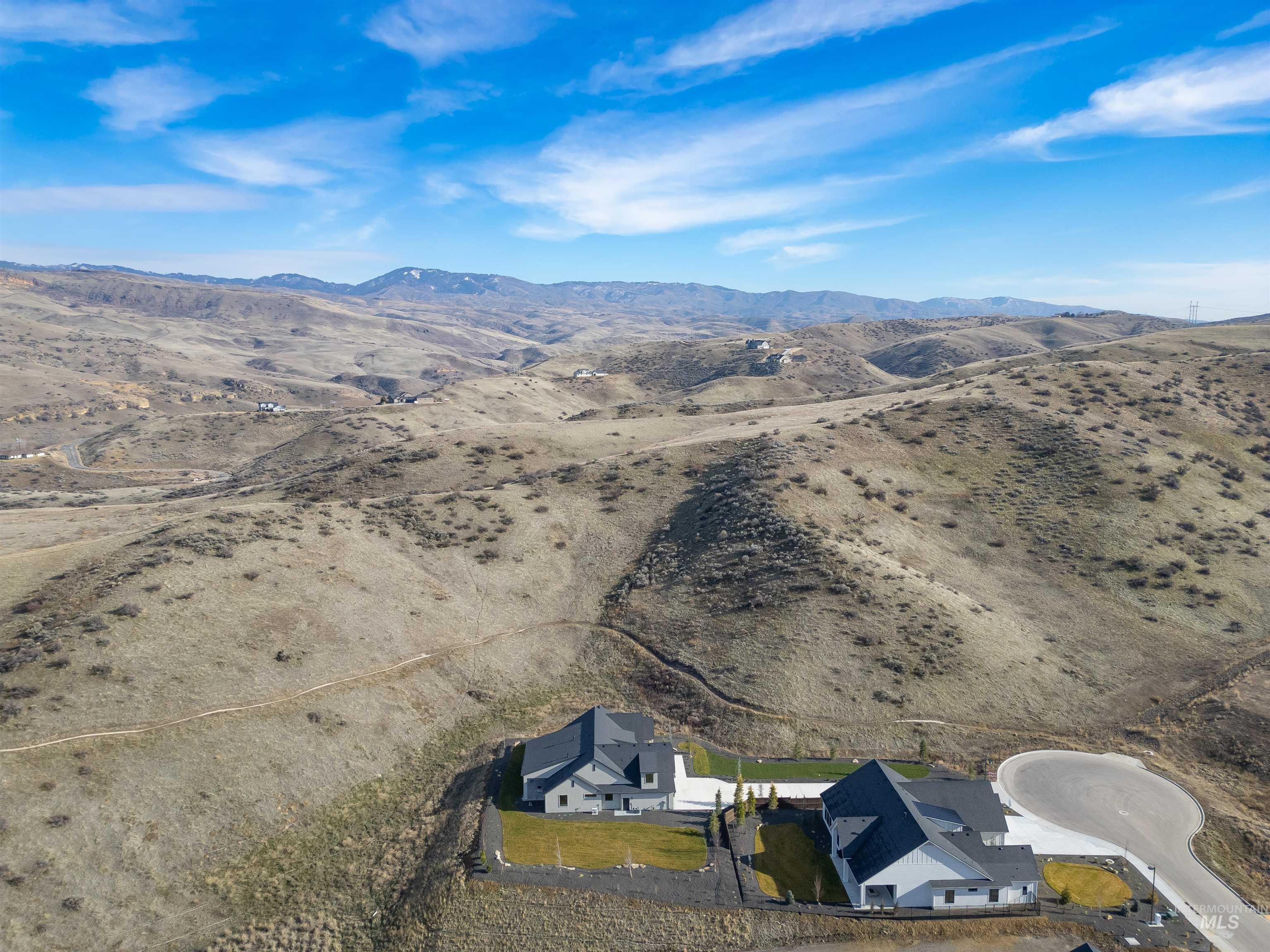 10968 North Elk Ridge Place Boise, ID 83714 - Photo 47 of 49 Aerial view of mountains