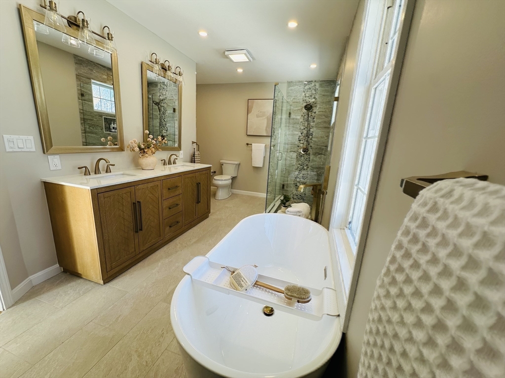 115 River Road Somerset, MA 02725 - Photo 25 of 32