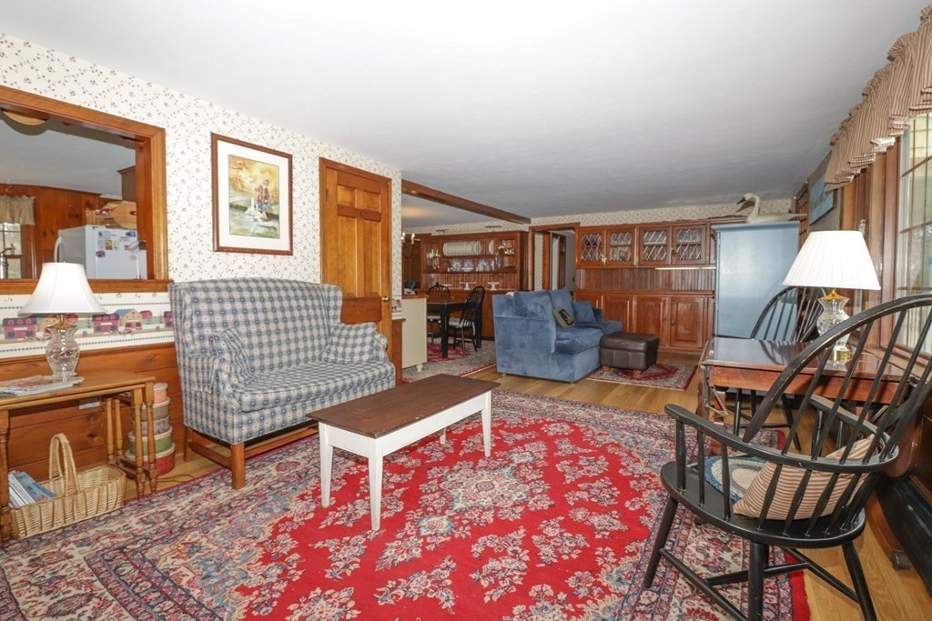 29 Whitewood Road Milford, MA 01757 - Photo 15 of 40 Gallery Image 15