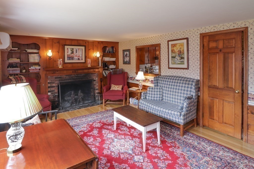 29 Whitewood Road Milford, MA 01757 - Photo 18 of 40 Gallery Image 18