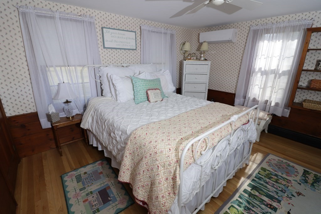 29 Whitewood Road Milford, MA 01757 - Photo 20 of 40 Gallery Image 20