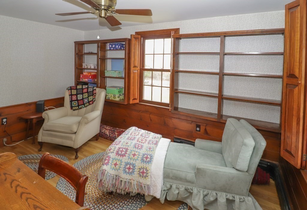 29 Whitewood Road Milford, MA 01757 - Photo 22 of 40 Gallery Image 22
