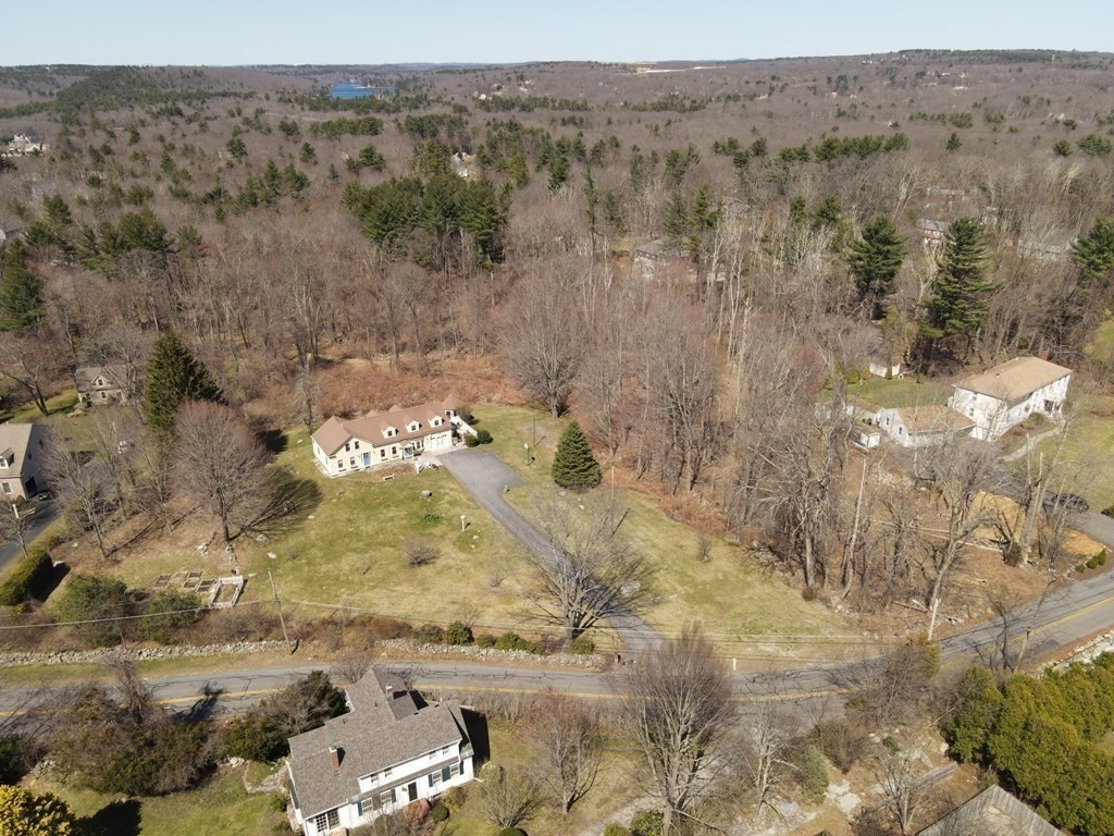 29 Whitewood Road Milford, MA 01757 - Photo 3 of 40 Gallery Image 3