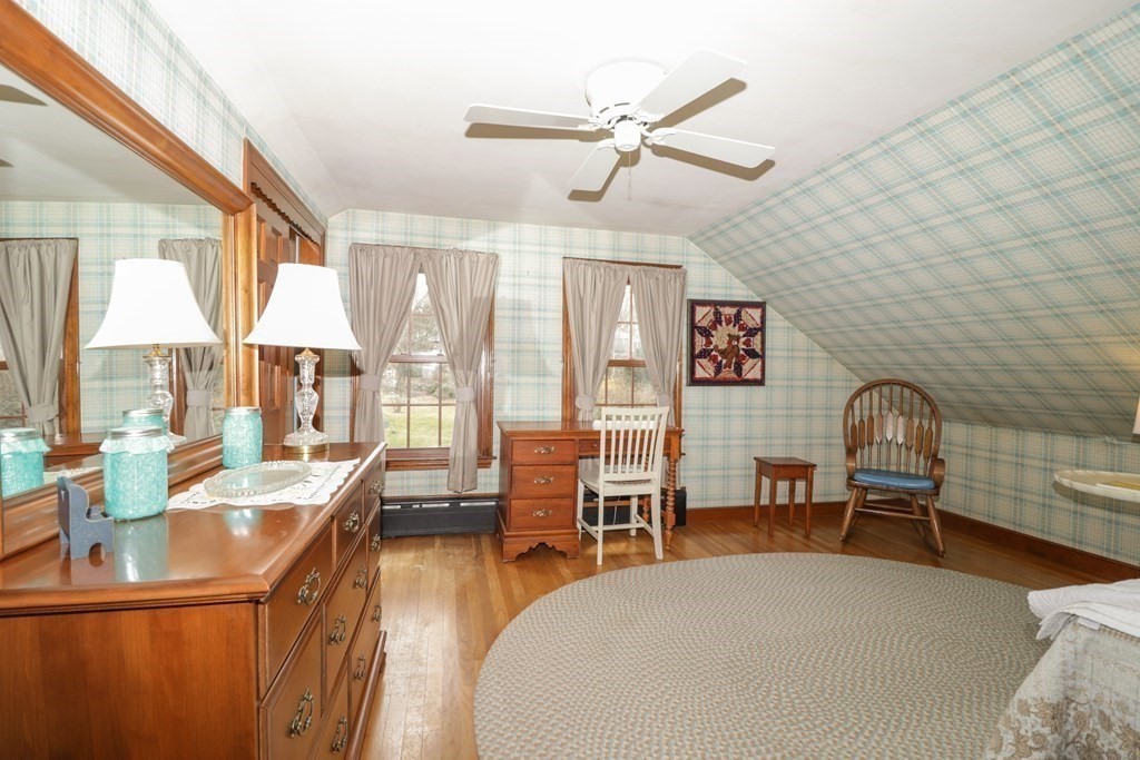 29 Whitewood Road Milford, MA 01757 - Photo 34 of 40 Gallery Image 34