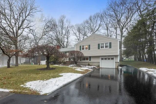 $729,000 | 43 Westover Parkway, Norwood, MA 02062