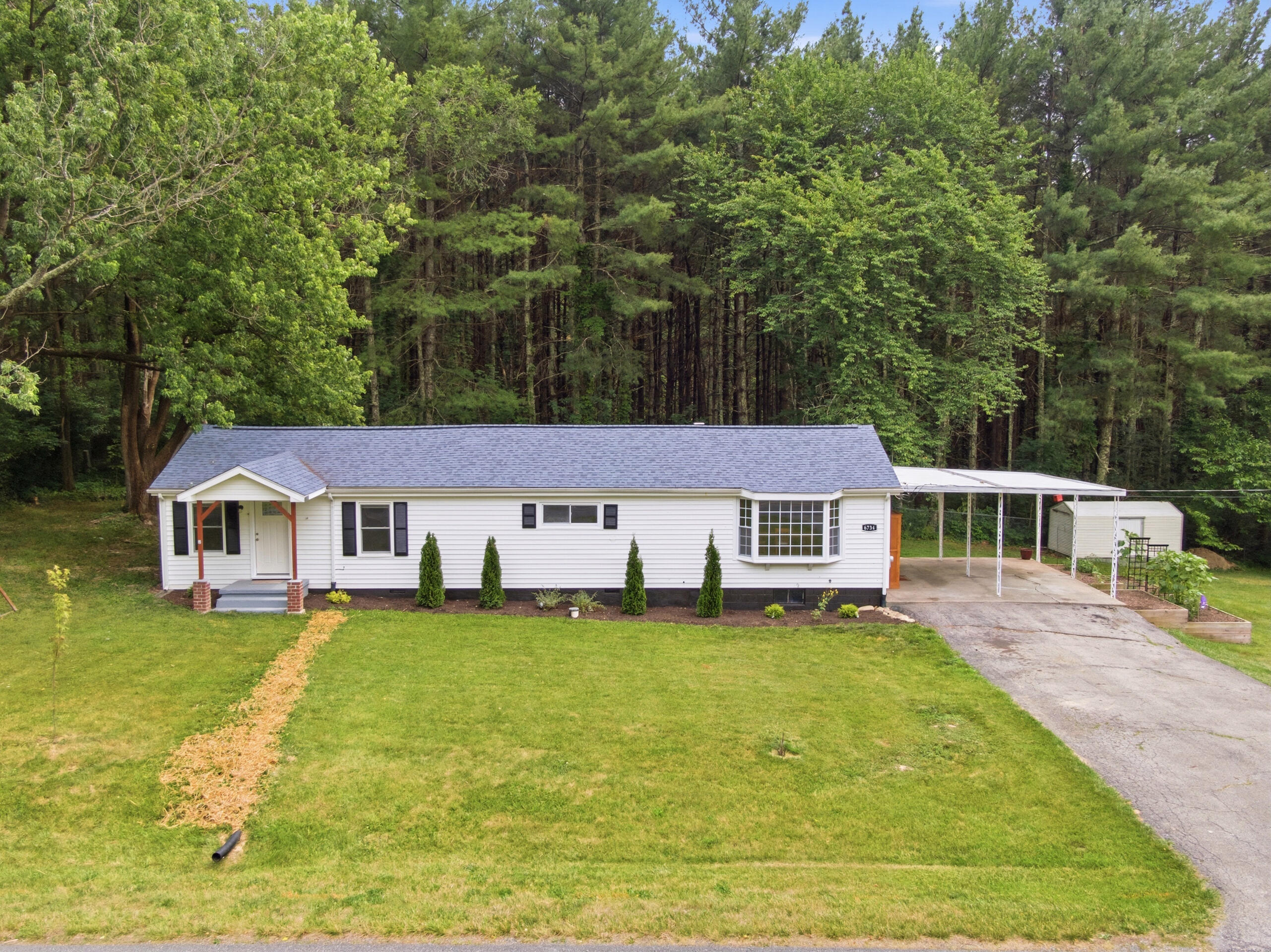 6734 Blacksburg Road Catawba, VA 24070 - Photo 23 of 26 22