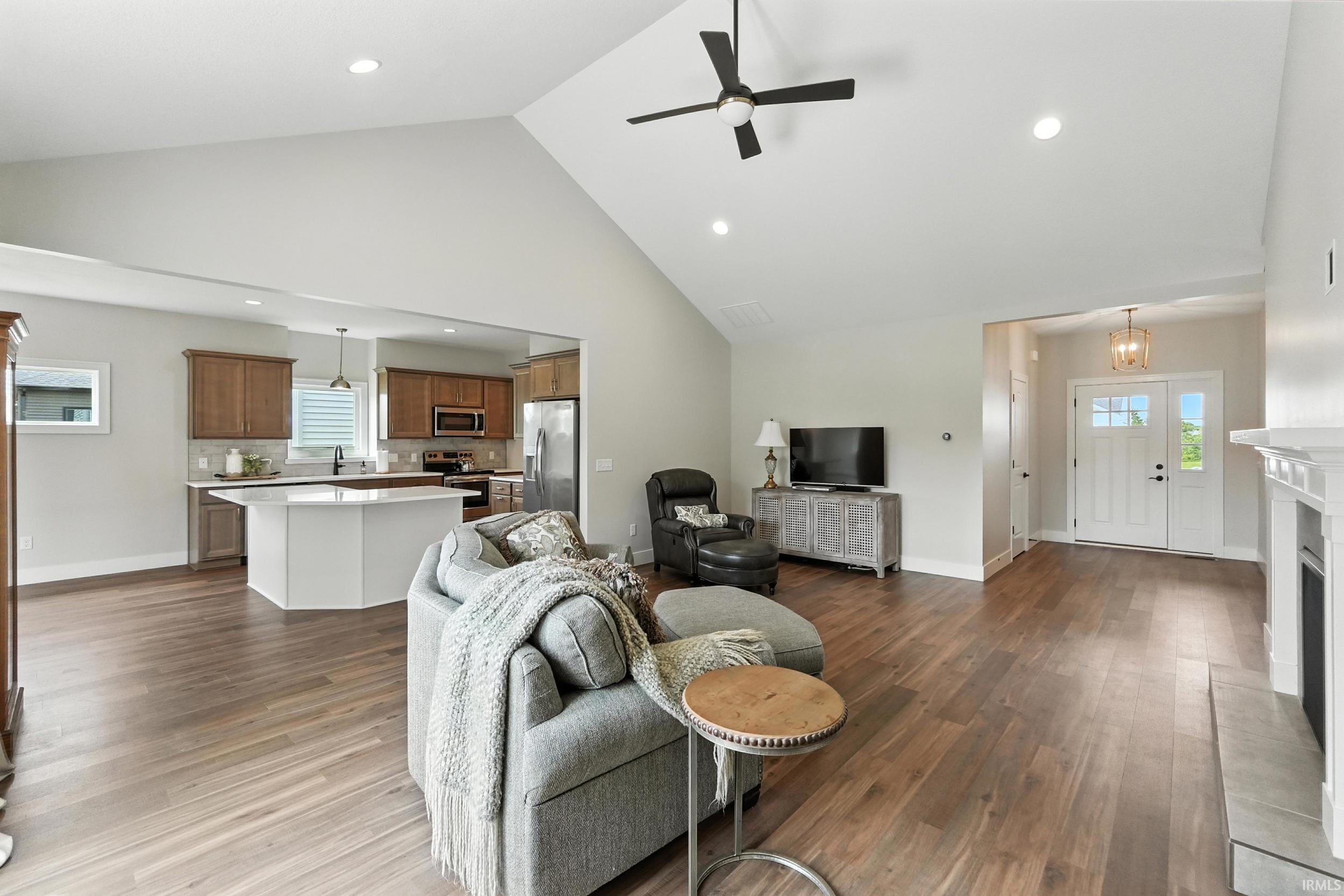 1381 Codorna Cove Fort Wayne, IN 46804 - Photo 13 of 36