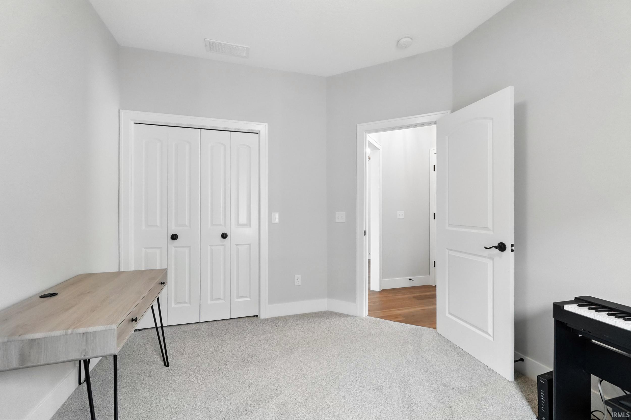 1381 Codorna Cove Fort Wayne, IN 46804 - Photo 30 of 36