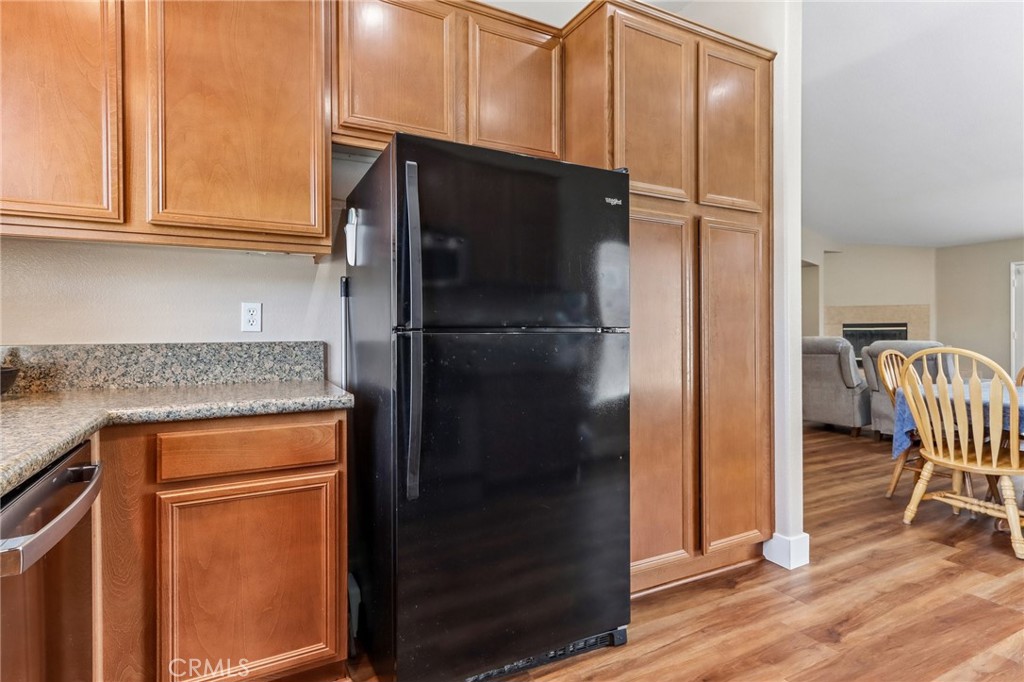 988 Roxanne Drive Hemet, CA 92543 - Photo 15 of 43