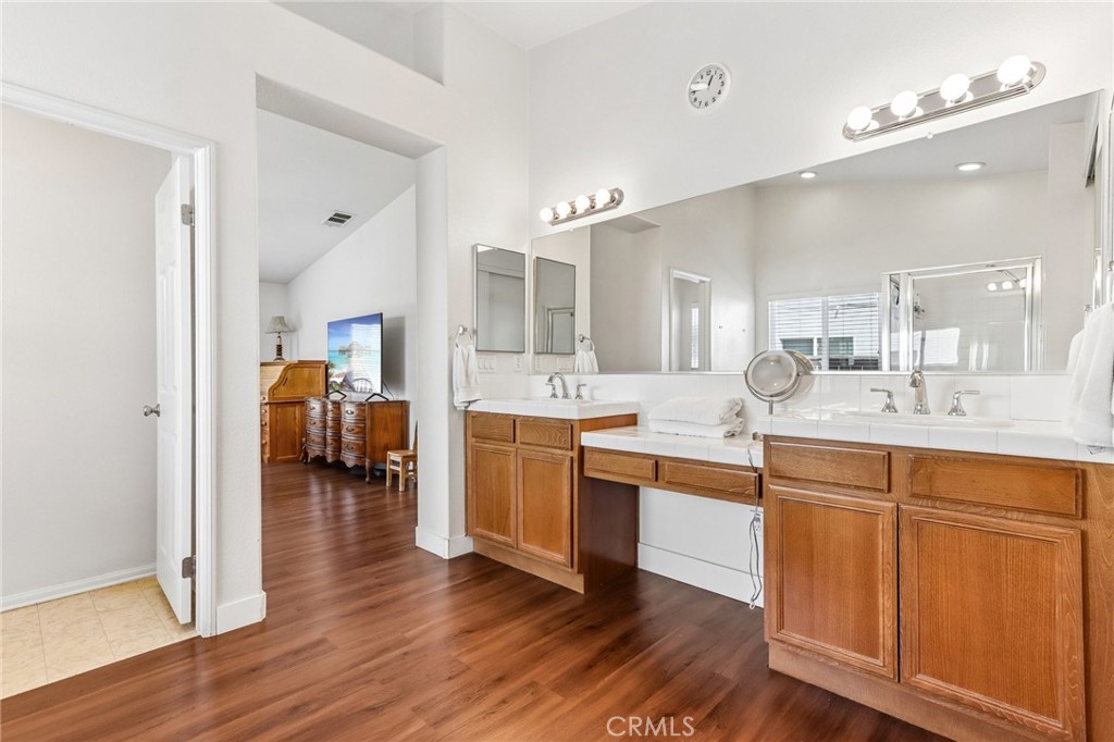 988 Roxanne Drive Hemet, CA 92543 - Photo 28 of 43