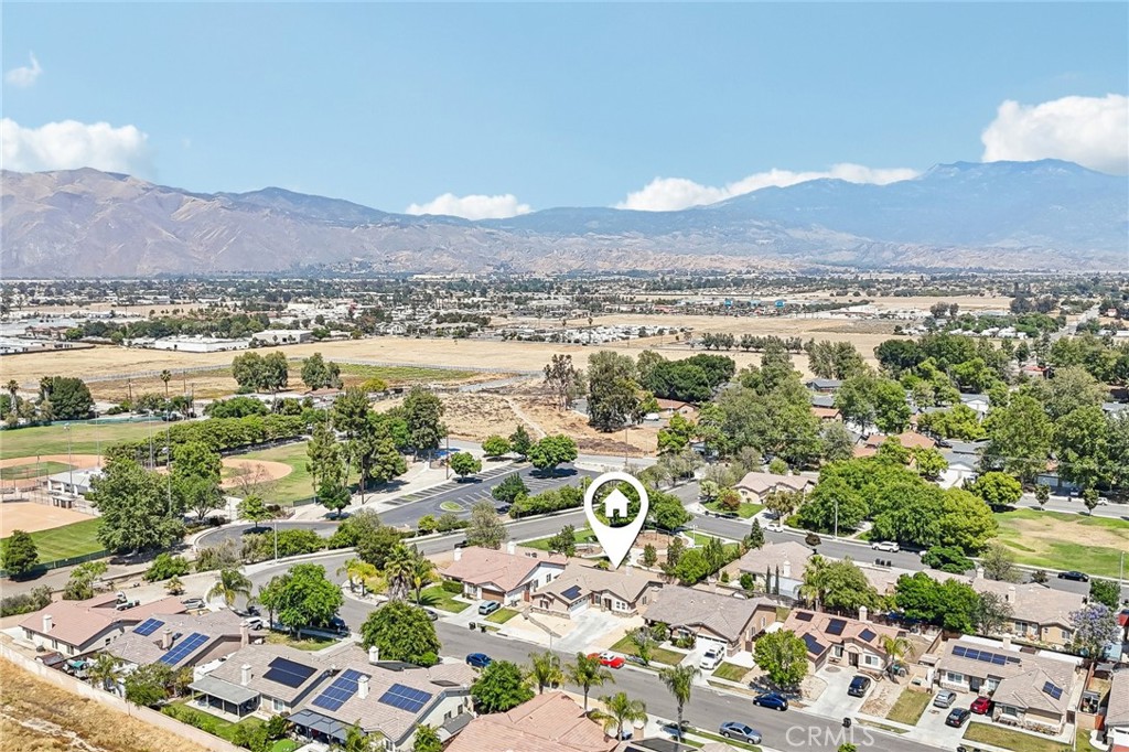 988 Roxanne Drive Hemet, CA 92543 - Photo 35 of 43