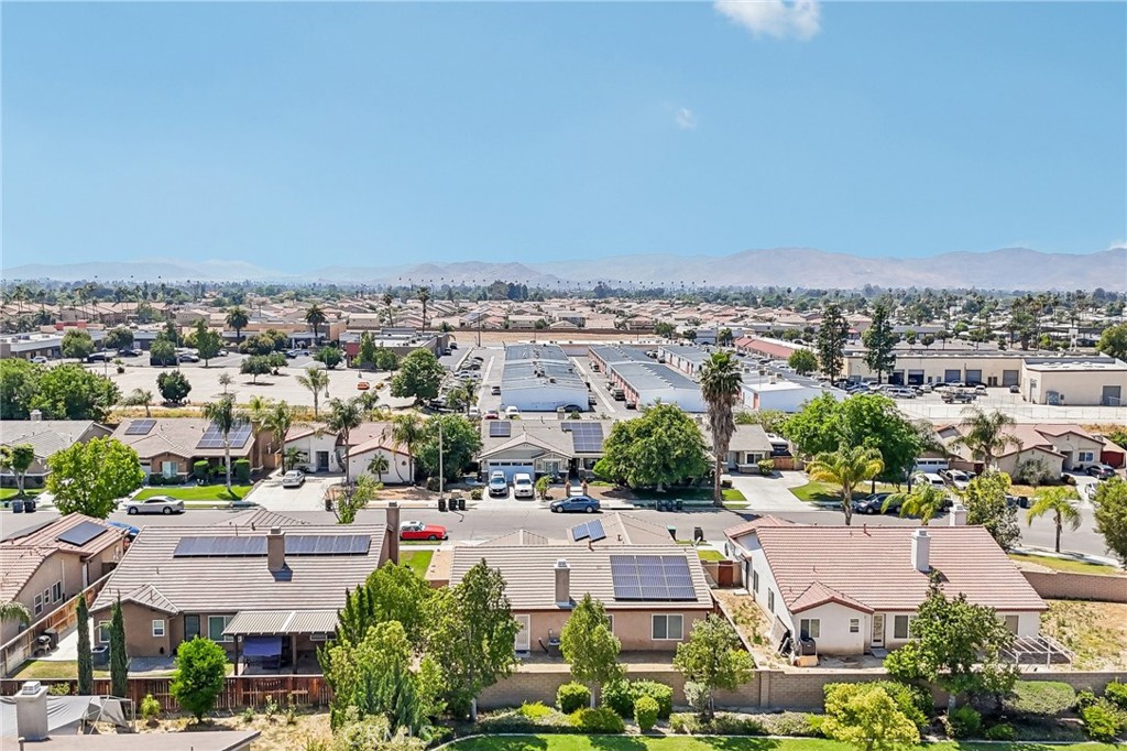 988 Roxanne Drive Hemet, CA 92543 - Photo 40 of 43