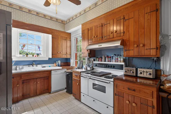 $799,900 | 1305 Church Avenue, Chipley, FL 32428