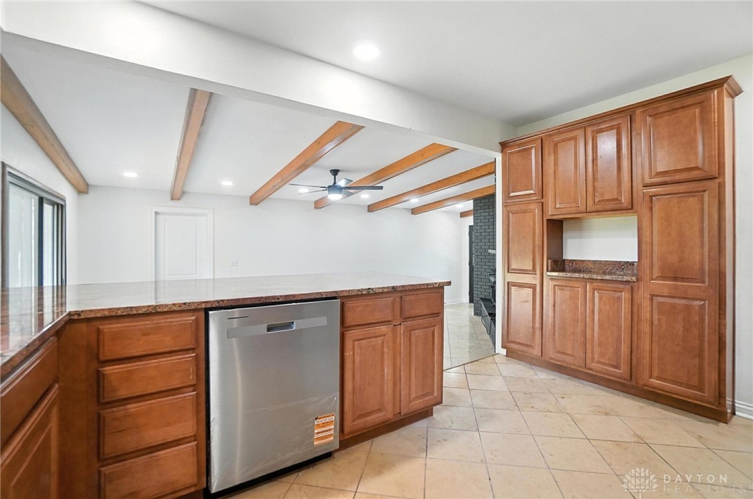 3854 Rexford Road Beavercreek, OH 45430 - Photo 16 of 55