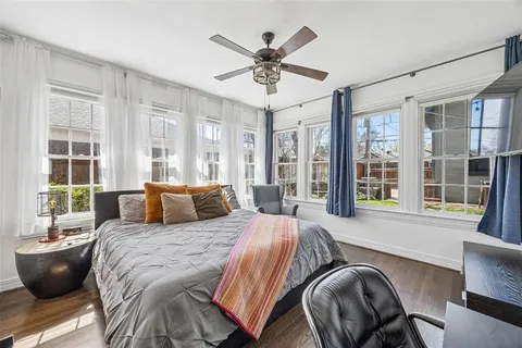 $1,152,000 | 1011 North Clinton Avenue, Dallas, TX 75208