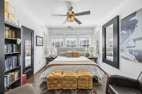 $1,152,000 | 1011 North Clinton Avenue, Dallas, TX 75208