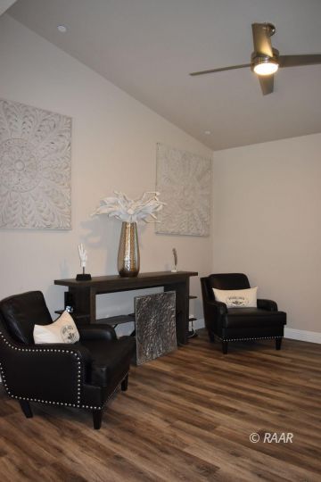 205 Rainshadow Court Ridgecrest, CA 93555 - Photo 7 of 27 Gallery Image 7