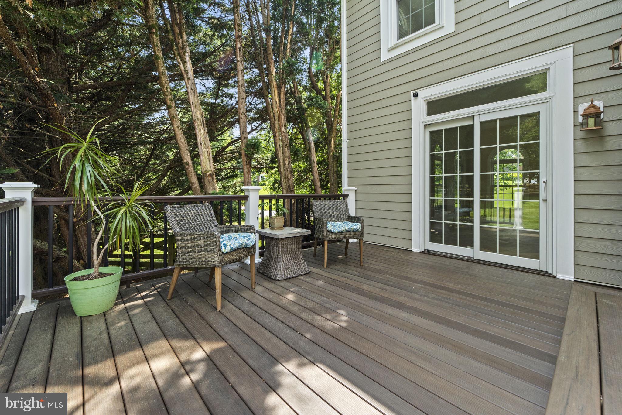 1211 Tottenham Court Reston, VA 20194 - Photo 25 of 80 private deck off of office on main
