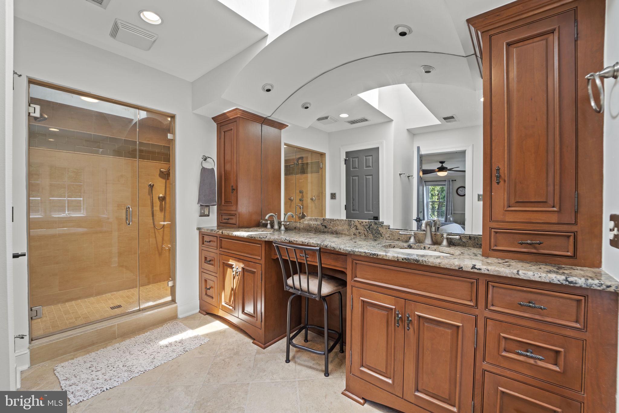 1211 Tottenham Court Reston, VA 20194 - Photo 34 of 80 Primary bath with steam shower