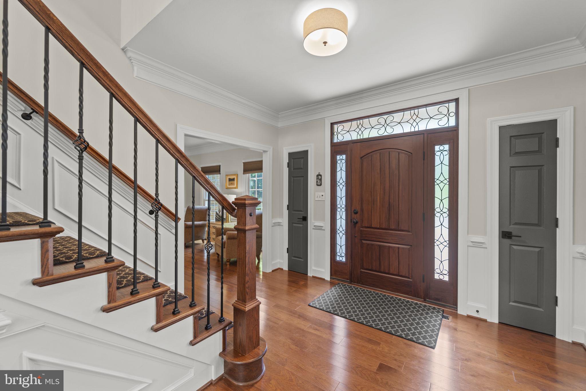 1211 Tottenham Court Reston, VA 20194 - Photo 8 of 80 Elegant front foyer