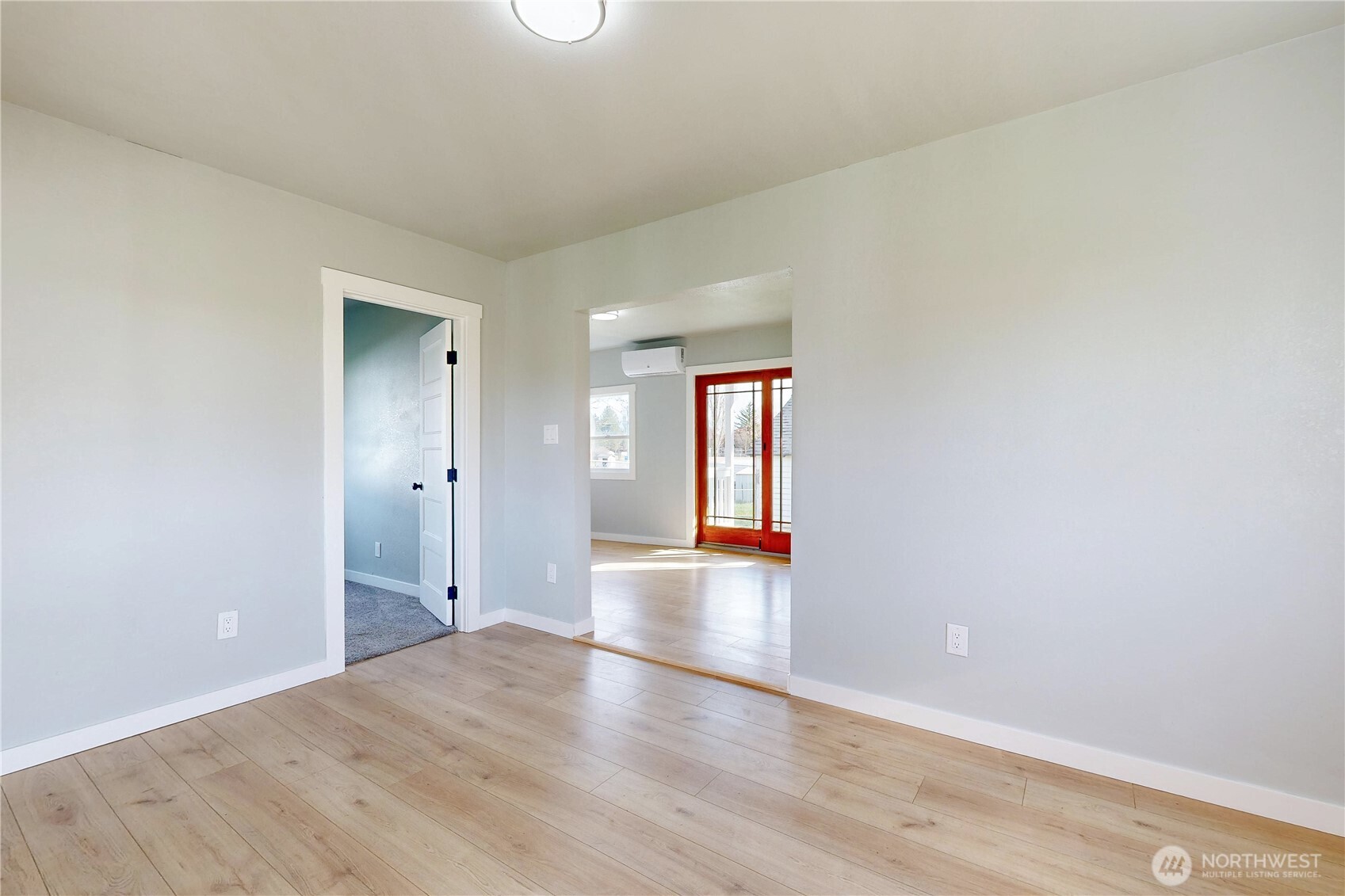 255 College Street Adams, OR 97810 - Photo 2 of 31 a view of an empty room and window