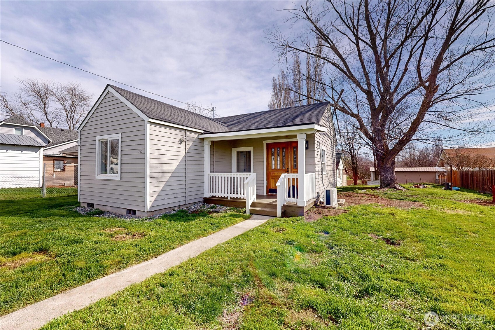 255 College Street Adams, OR 97810 - Photo 27 of 31 a front view of house with yard and green space