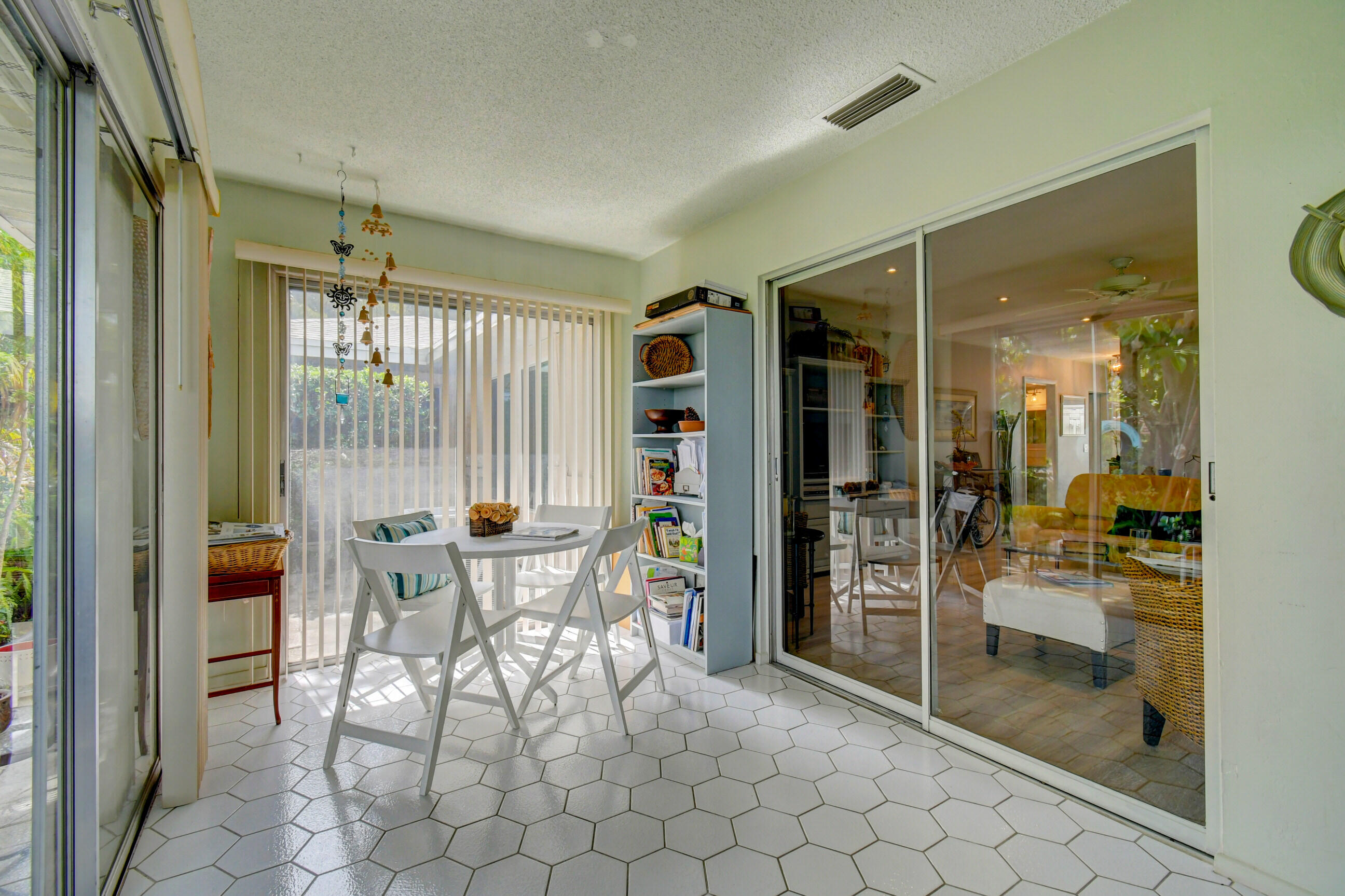 191 Cape Cod Circle Lake Worth, FL 33467 - Photo 34 of 40 Florida Room