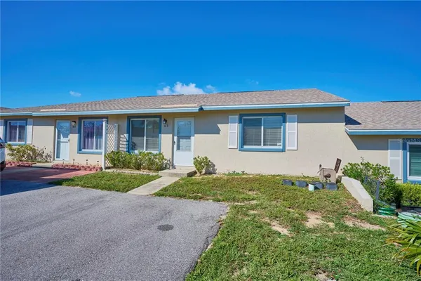 $149,500 | 413 Winter Ridge Boulevard, Unit 413, Winter Haven, FL 33881
