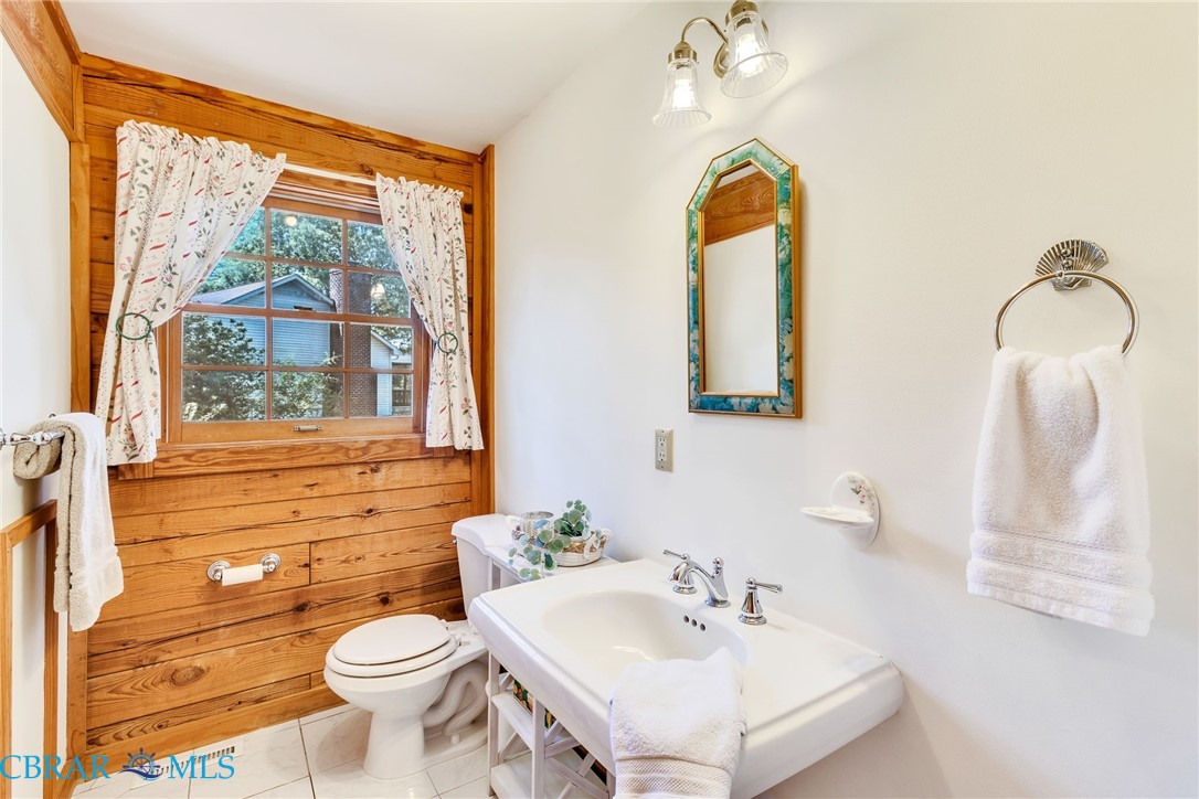 1280 Kelley Neck Road Lancaster, VA 22503 - Photo 27 of 47