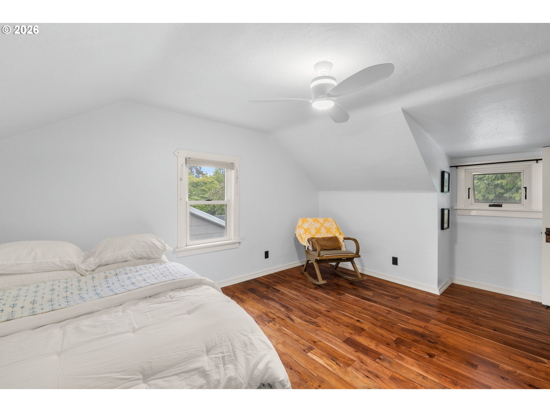 1217 Southwest Spring Garden Street Portland, OR 97219 - Photo 22 of 46 Gallery Image 22