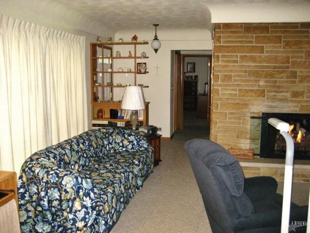 7627 Lower Huntington Road Fort Wayne, IN 46809 - Photo 3 of 30