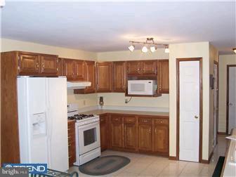 90 Powell Place Road Tabernacle, NJ 08088 - Photo 3 of 12 Gallery Image 3