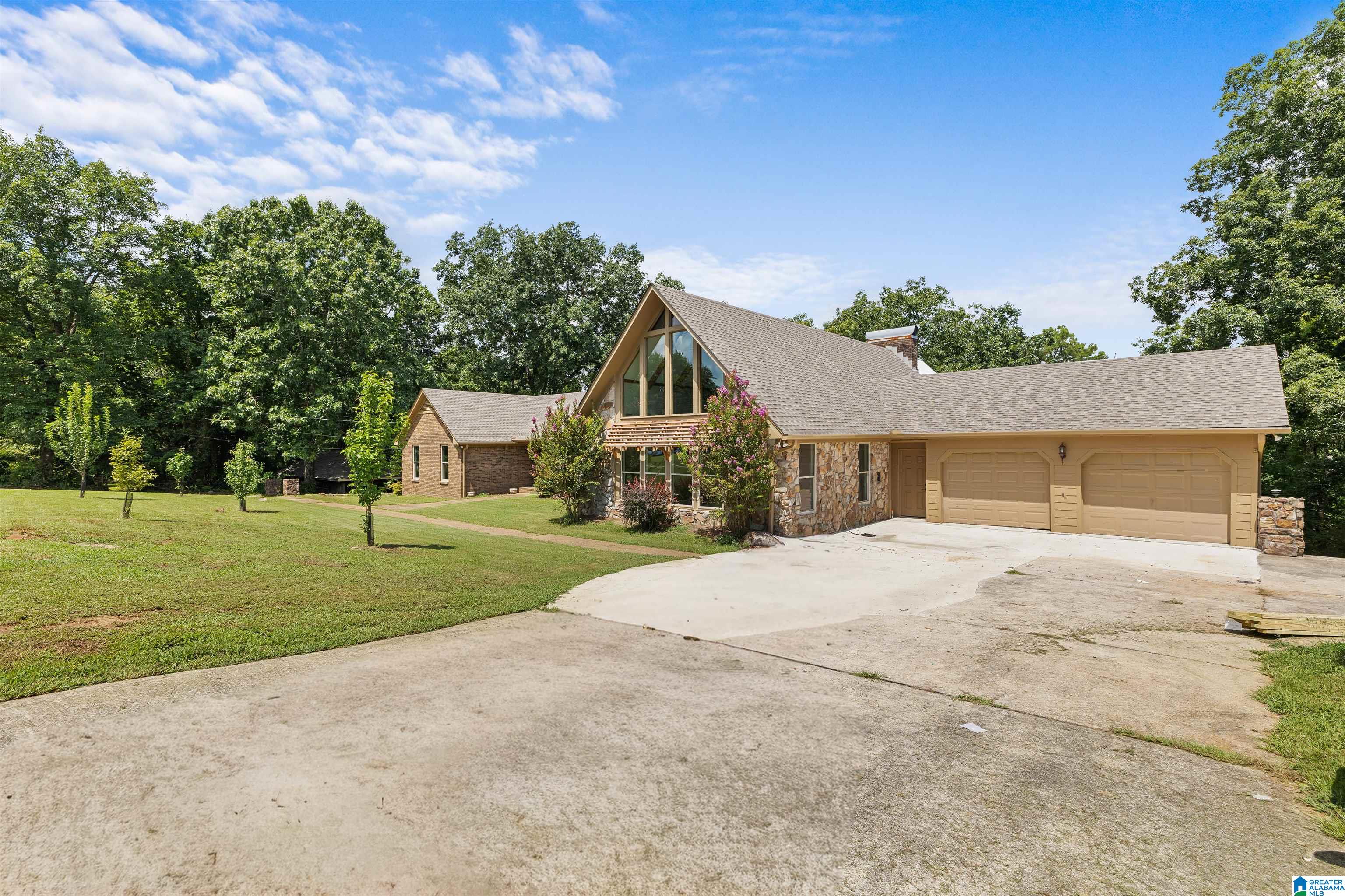 5040 South Shades Crest Road Bessemer, AL 35022 - Photo 5 of 53