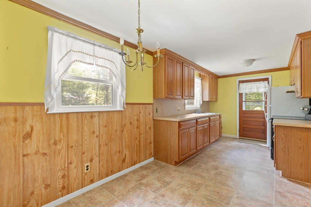 133 Allen Road Easton, MA 02356 - Photo 18 of 34 Gallery Image 18