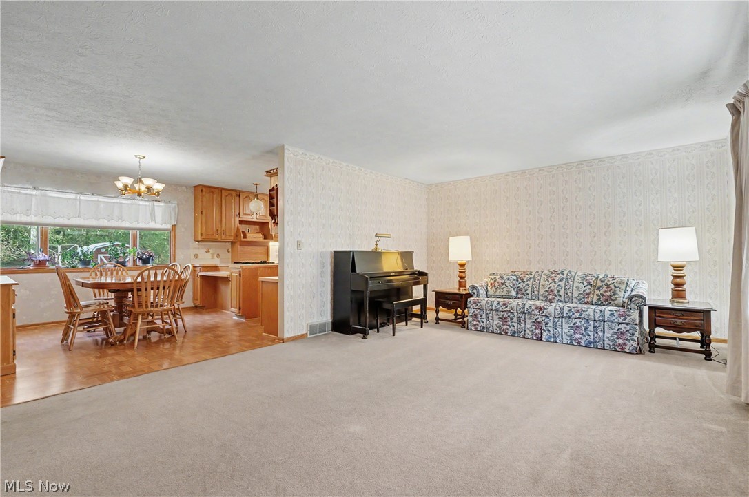 778 Sugar Road Akron, OH 44321 - Photo 5 of 38 Gallery Image 5