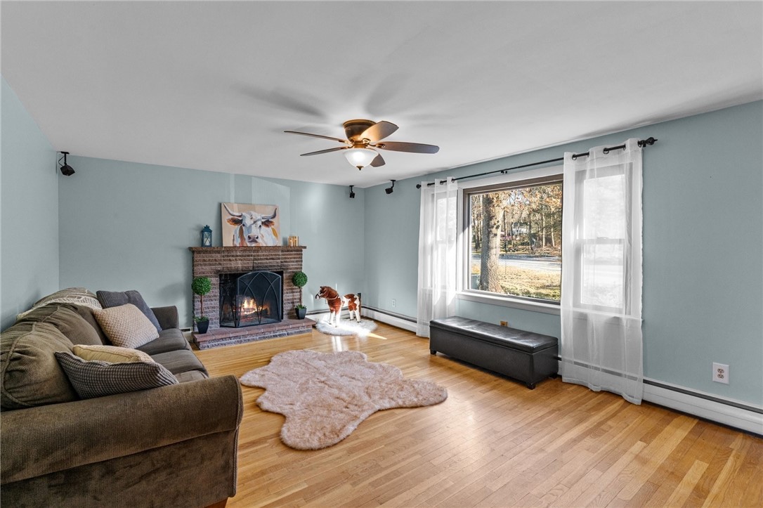 415 Chopmist Hill Road Glocester, RI 02814 - Photo 7 of 48