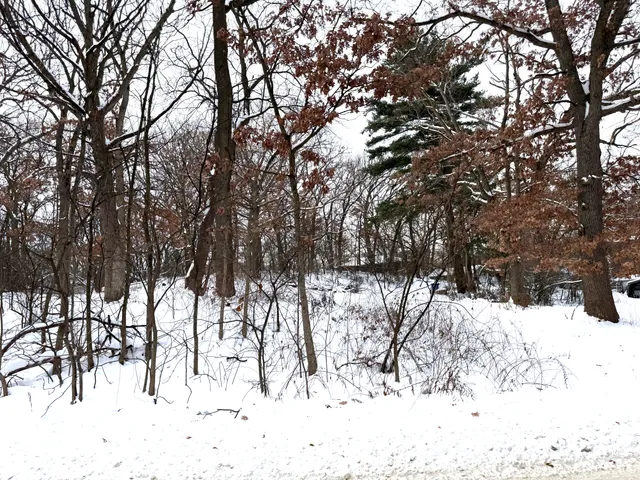 $114,900 | 377 Totem Road, St. Paul, MN 55119