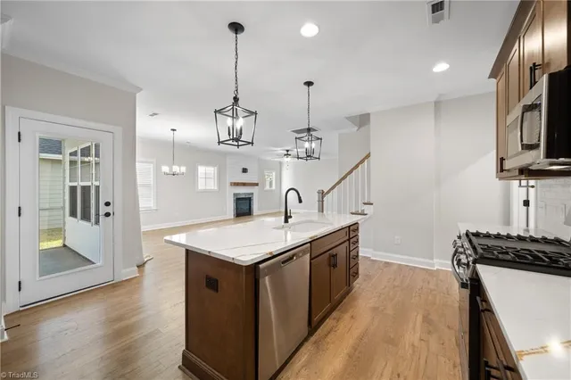 $549,900 | 1736 Eastover Drive, Kernersville, NC 27284