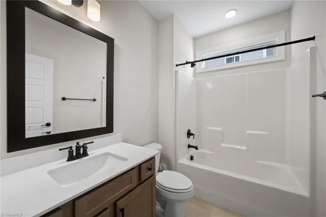 $549,900 | 1736 Eastover Drive, Kernersville, NC 27284