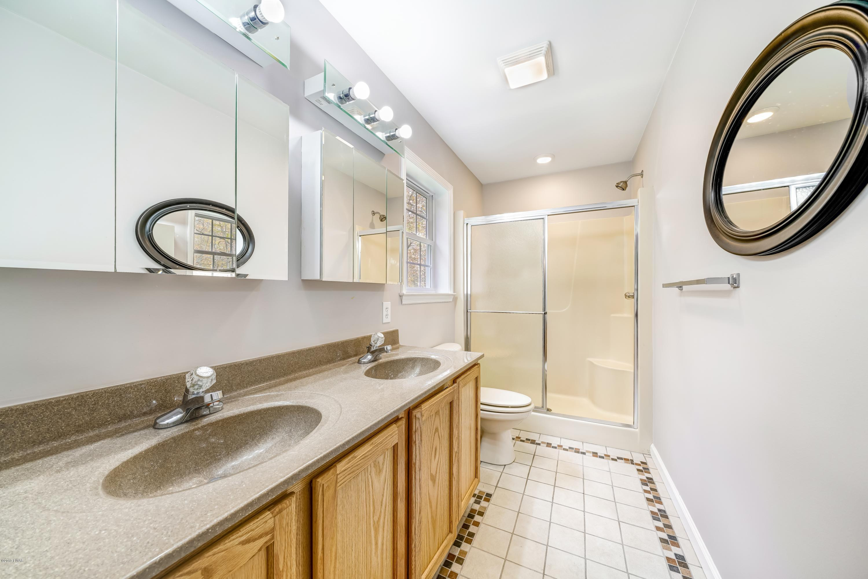 195 Fox Ridge Road Greeley, PA 18425 - Photo 18 of 39