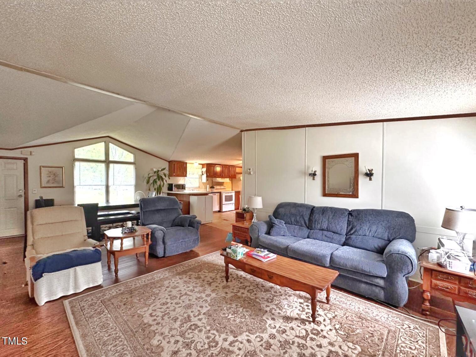 2709 Cliffside Drive Durham, NC 27704 - Photo 6 of 58 eb66cdd9-6b9b-4a34-aa52-ced49d2343a6