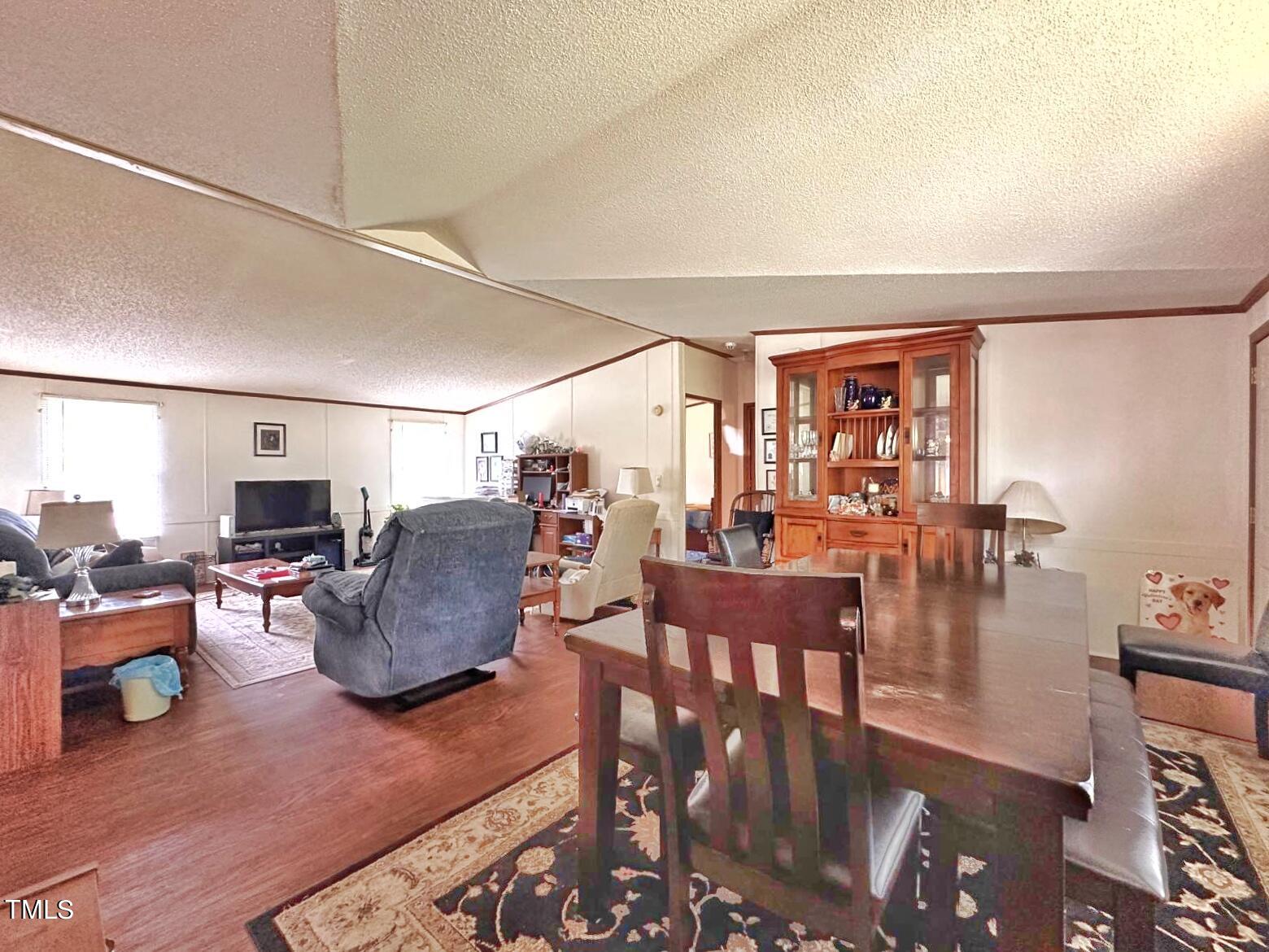 2709 Cliffside Drive Durham, NC 27704 - Photo 10 of 58 c5b6baf8-9a9f-4544-b9df-61f3955723ab