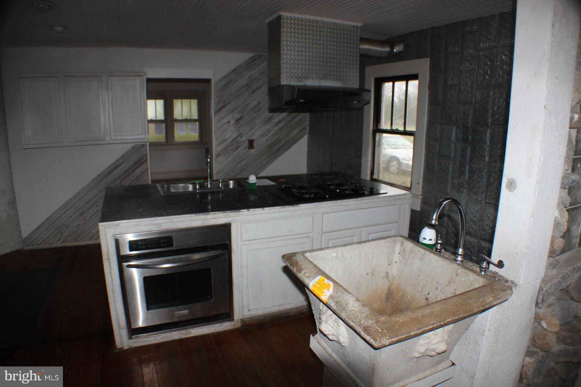 662 Caisson Road Fredericksburg, VA 22405 - Photo 11 of 25 Kitchen