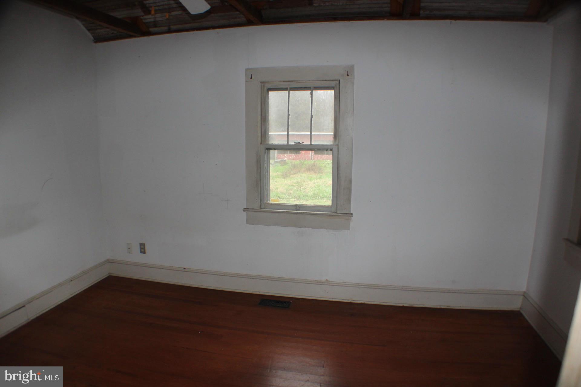 662 Caisson Road Fredericksburg, VA 22405 - Photo 19 of 25 Bedroom